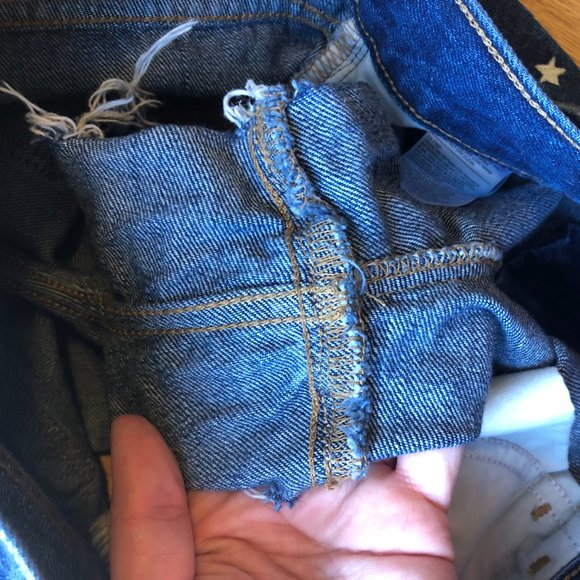 Old Navy Star Embroidered Shorts Distressed Boyfriend Size 2 - Picture 6 of 12